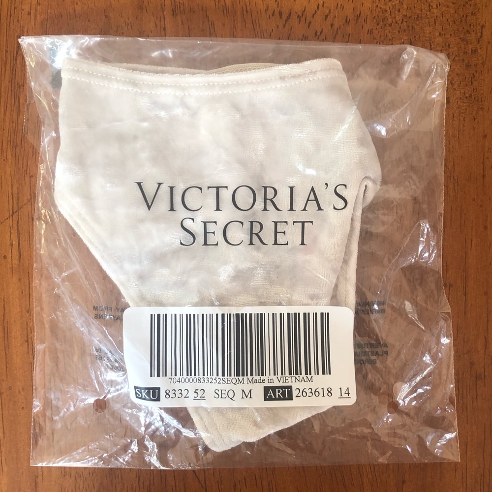 BN PINK Victoria’s Secret Grey Velvet and mesh thong size M